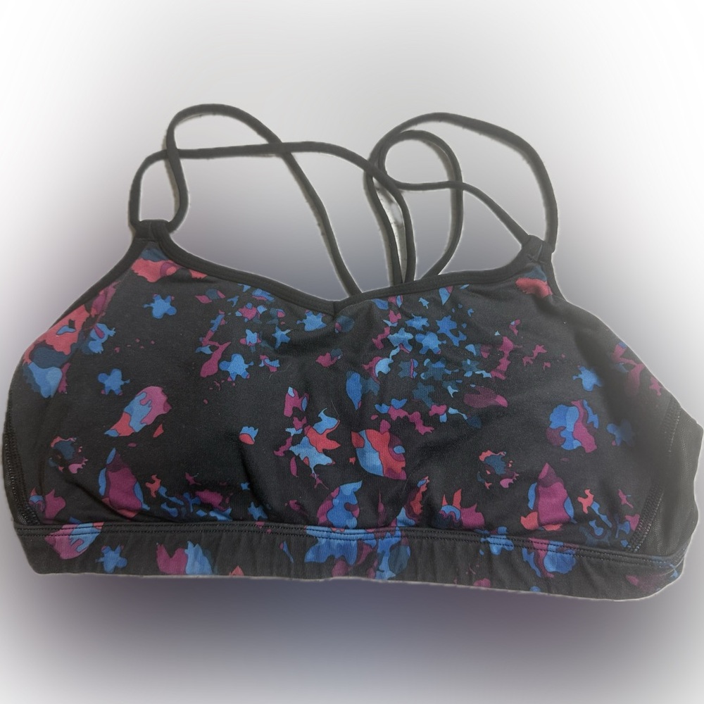 Lululemon Women's Black and Blue Sports Bra- size 10